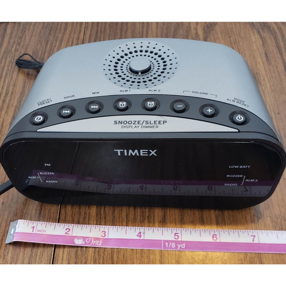 TIMEX AM/FM Dual Alarm Clock Radio T231Y Plays Music From Your Smart Phone - Picture 12 of 13
